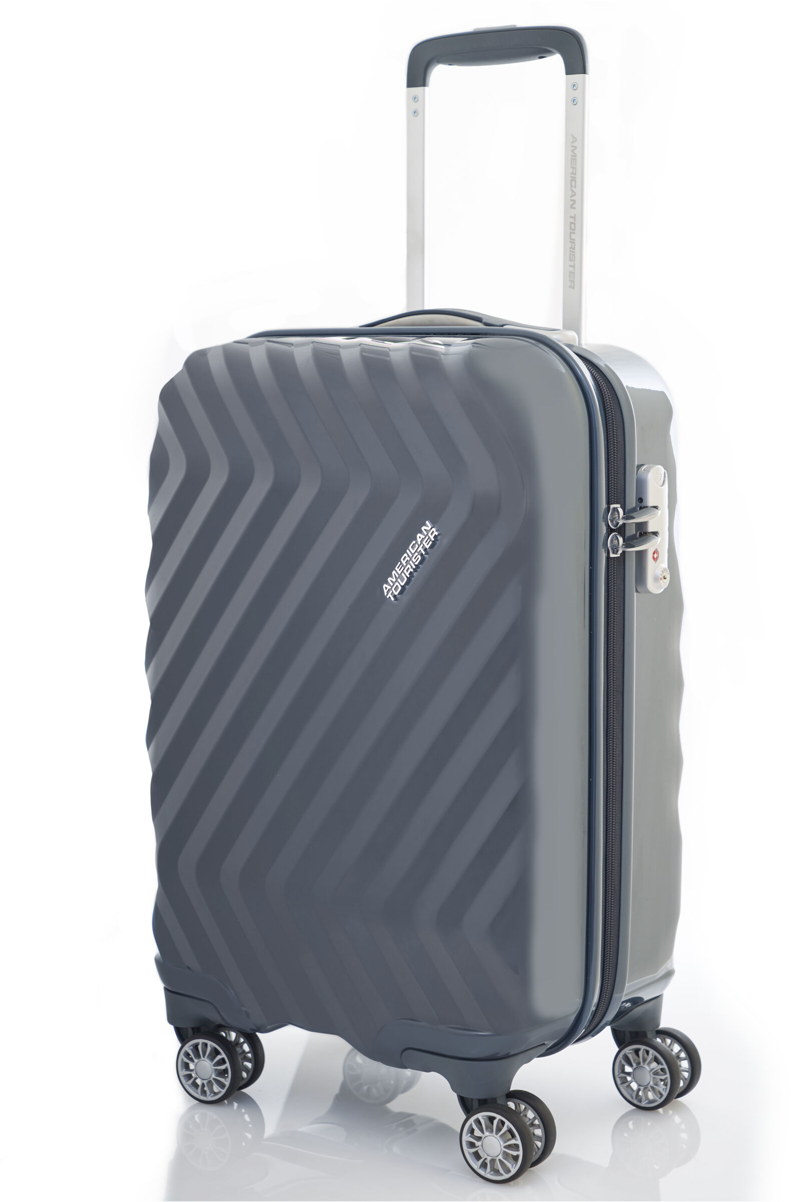 american tourister zavis