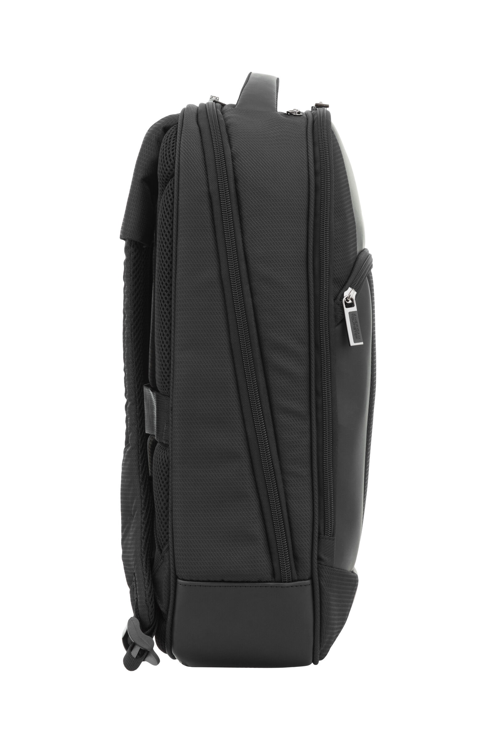 american tourister essex